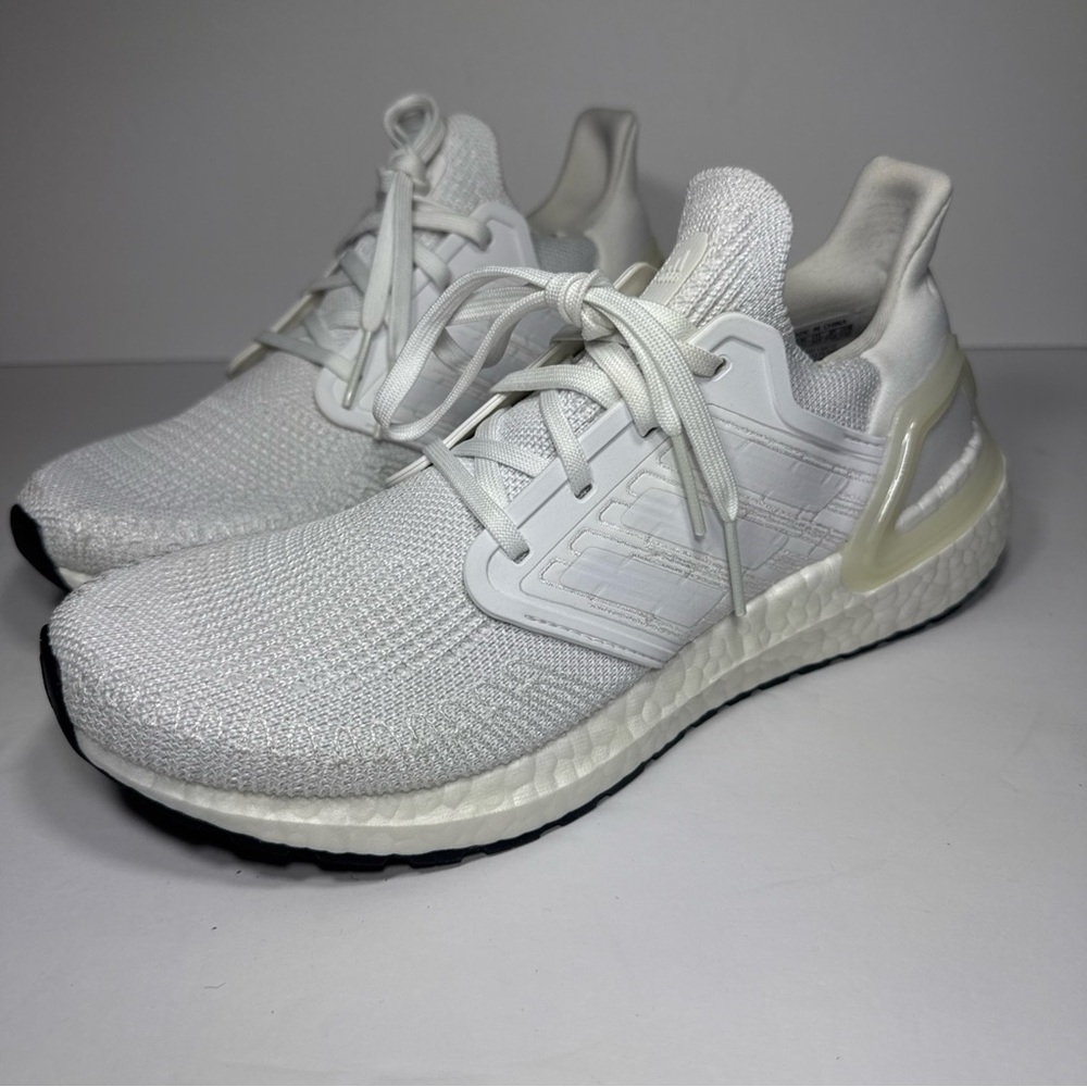 Adidas Ultraboost 20 Womens Size 8 Triple White Running Shoes Sneakers EG0713